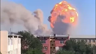 Подборка мощных взрывов в Арысь Казахстан и эвакуация жителей