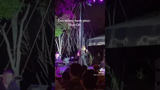 Con đường hạnh phúc- Thuỳ Chi live quá đỉnh tại Lululola show Đà Lạt