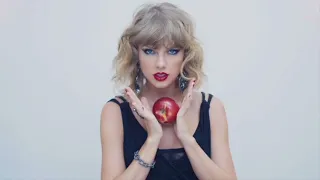 Blank Space - Taylor Swift but the instrumentals is 15 seconds delayed