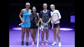 Krejcikova/Siniakova vs. Melichar/Peschke | 2018 WTA Finals Singapore Doubles