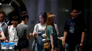 [직캠] 170620 더쇼 퇴근길 - 에이프릴 4K