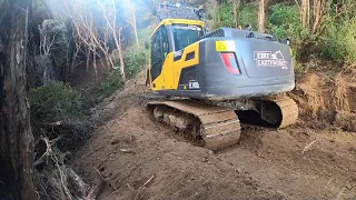 Cutting Track Into Thick New Zealand Bush - Part 1