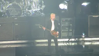 Paul McCartney - Intro + Hard Day's Night + Junior's Farm - 06/7/2019 - BC Place - Vancouver, BC