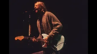 Nirvana - 12/10/93 - Roy Wilkins Auditorium, Saint Paul, MN / Interview