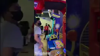 Filipino vs Punching Machine