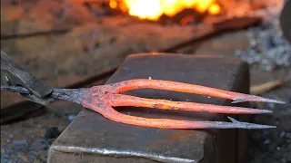 making a fishing tackle | blacksmith |