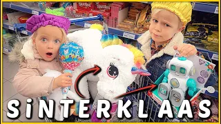 ALLES KOPEN MET DE LETTERS "SiNTERKLAAS"  🛍 | Bellinga Vlog #1556