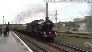 5043 Earl of Mount Edgcumbe charges through Warrington Bank Quay