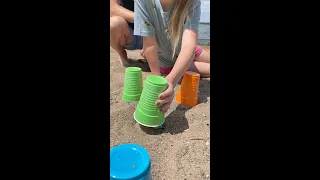 Hot Sauce Roulette - on the Beach 🌶️