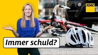 Crash mit Fahrrad: Warum ihr als Autofahrer immer haftet! | ADAC | Recht? Logisch!