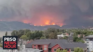 Residents flee Yellowknife, Canada as wildfire moves closer to city