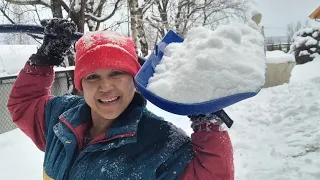 Cleaning Snow by manual Shoveling is a form of Aerobic Esercise.