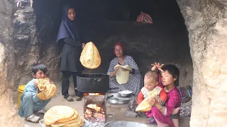 Return to the lifestyle of 2000 Years ago | Hard life in a dangerous Cave | Afghanistan Village life
