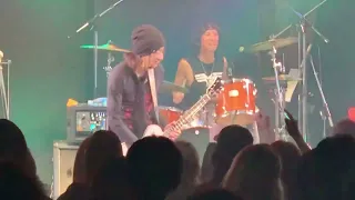 Kyoji, Shara, Yokozeki, Syu / “Signal Fire” Guitar battle