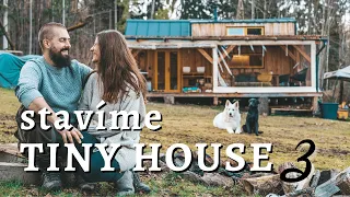 STAVÍME TINY HOUSE 3 | Dostavěli jsme ho? | Na samotě v lese | Dokončení + přístřešek pro koně