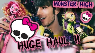 HUGE Monster High Doll Haul! | Opening Someone else’s entire Monster High Collection 😍