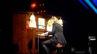 Diana Krall - Montreal Jazz Festival 2014 - I'm Gonna Sit Right Down and Write Myself a Letter