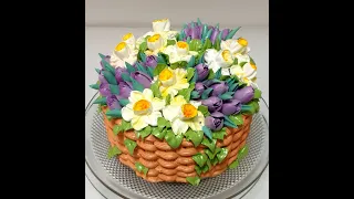 Торт корзина. Весенние цветы нарцисс и тюльпан.