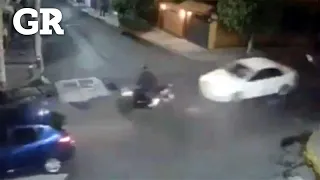 Sobrevive motociclista embestido en MC