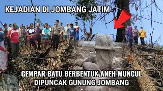 Viral...! Benda Berbentuk Aneh Muncul Di Atas Gunung Jombang Jawa Timur