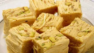 சோன்பாப்டி தயாரிக்கும் முறை/How to make Soan papdi in Tamil/Soanpapdi recipe/Homemade Sonpapdi/Sweet