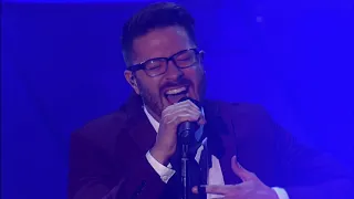 Danny Gokey: "Hope In Front of Me" (46th Dove Awards)