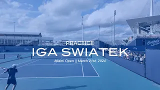 Iga Świątek practice at Miami Open