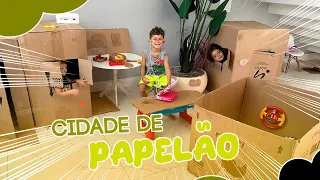 A CIDADE DE PAPELÃO