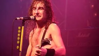 Airbourne - Raise The Flag - Manchester Academy 9/12/10 HQ
