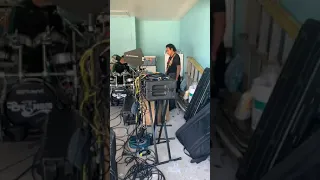 Grupo Bryndis - Volcán en erupción- Ensayo