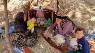 The brave grandmother's effort alone to heal the baby's mother in the mountains😔😌