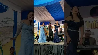 dua biduan cantik gagal fokus nyanyi (NGAKAK) gara" joget kakek" lucu 😂 #tahan_tawa#viral#shorts