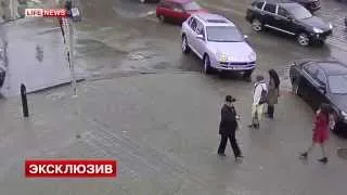 Incredible accident in Russia!, Porsche deadly hit 3 people!