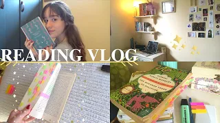 cozy, rain-filled days + 100 years of solitude // READING VLOG