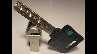[L221] Mul-T-Lock Classic Pro Euro Cylinder Lock - pick and gut
