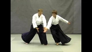 Kosa dori kotegaeshi | Справочник техник айкидо | Aikido techniques reference