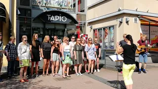 Mamma Mia! Flash Mob