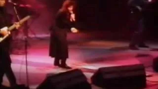 Kate Bush & David Gilmour - Running Up That Hill (Live 1987)