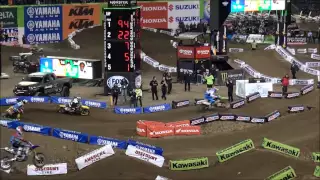 2014 AMA Supercross Anaheim 1 Villopoto and Stewart crash