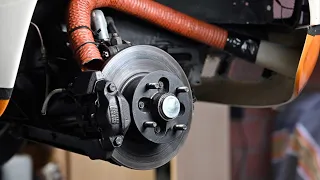 MGB GT  track preparation - Part 4 - gearbox&diff oil, brakes, axle seal and dampers