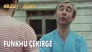 Funkhu Çekirge | Hababam Sınıfı Tatilde