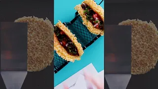 You'll never eat instant ramen the same way again😱