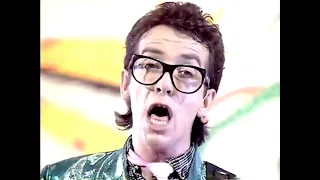 Oliver's Army  - Elvis Costello and the Attractions - in stereo