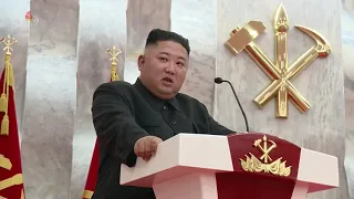 Kim Jong Un Awards "Paektusan" Pistols to Commanders of DPRK Armed Forces (English)