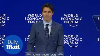 Trudeau talks about NAFTA at the World Economic Forum in Davos - Daily Mail