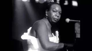 Nina Simone - My baby just cares for me (live)