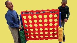 Giant Connect 4 Toy | LIFE SIZE Connect Four In a Line | 25 days of Christmas Toy Unboxing