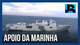 Maior navio da Marinha leva hospital de campanha para ajudar as vítimas das chuvas no RS