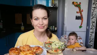 МУКБАНГ КРОШКА-КАРТОШКА/САЛАТ/MUKBANG