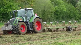 Ploughing with NEW Fendt 724 & Dowdeswell 7 furrow